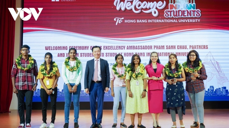 Indian students enroll in a medicine course at Vietnam university